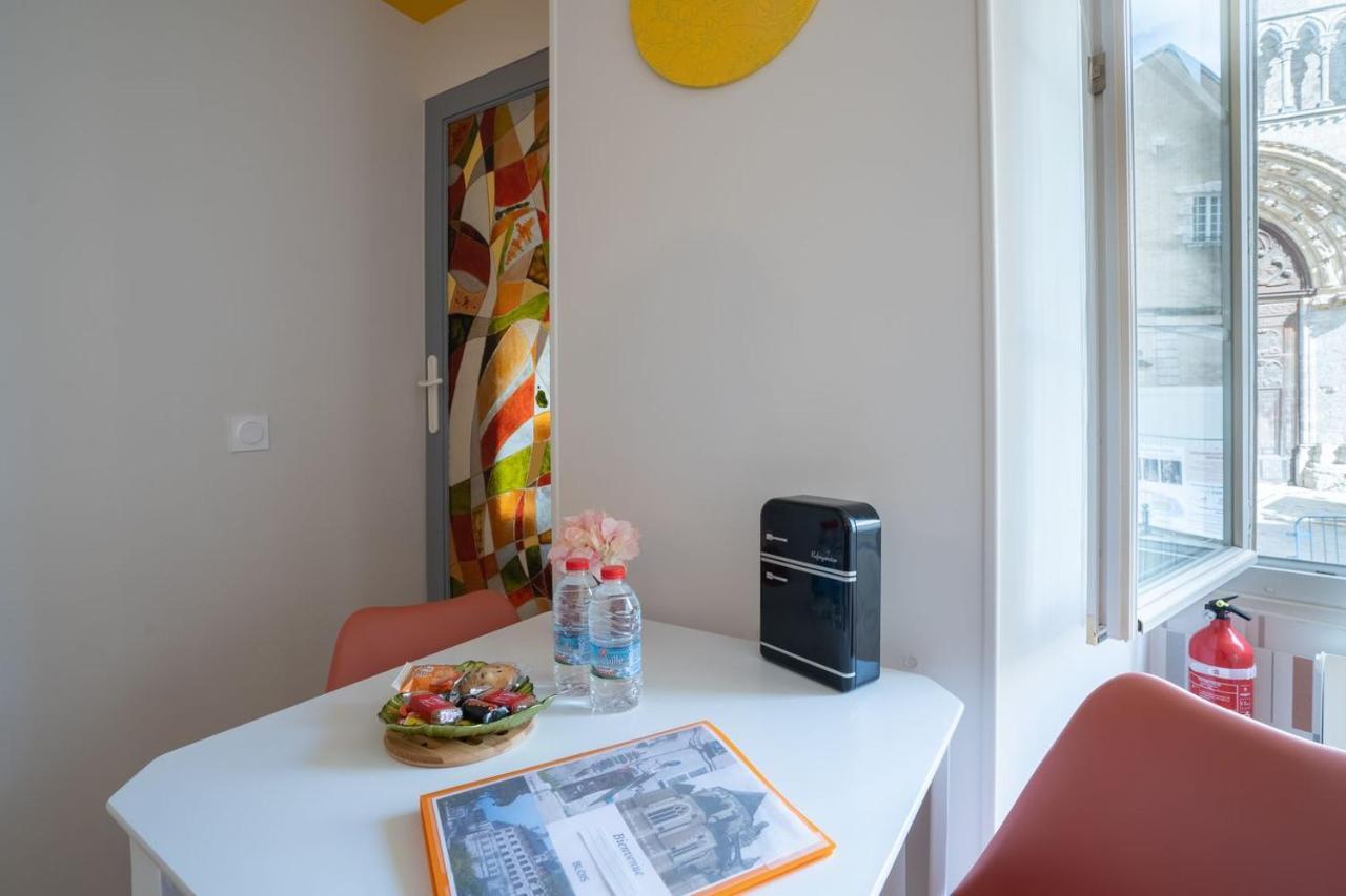 Superlogis Blois-Le Pitaya- Hypercentre Studio- Classe 3Etoiles Exterior photo